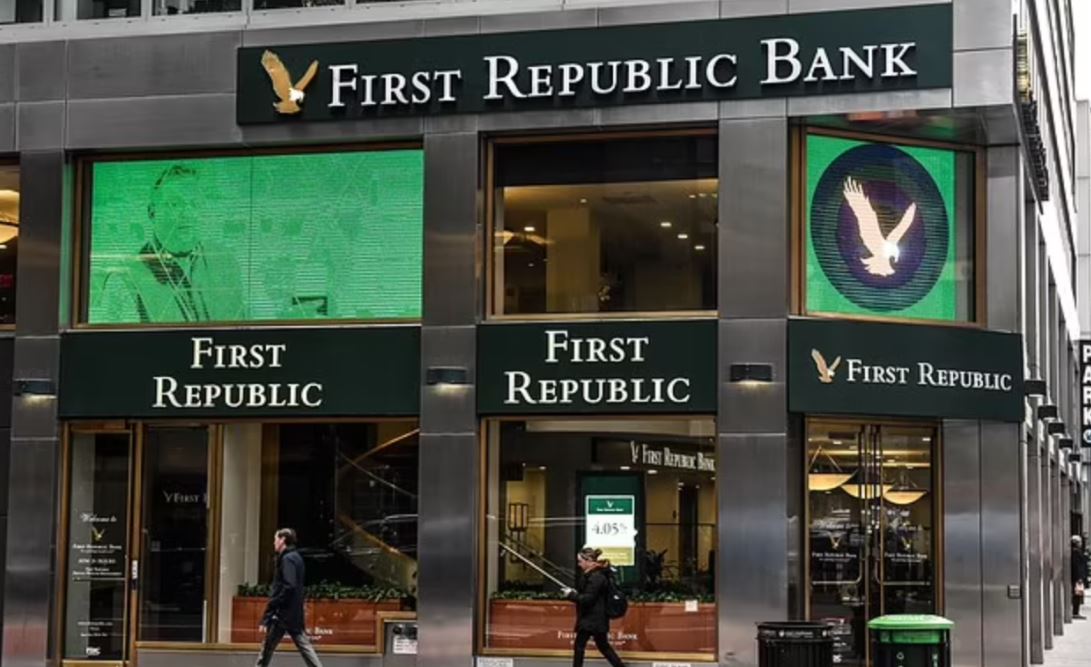 First Republic Bank deletes 60 precent