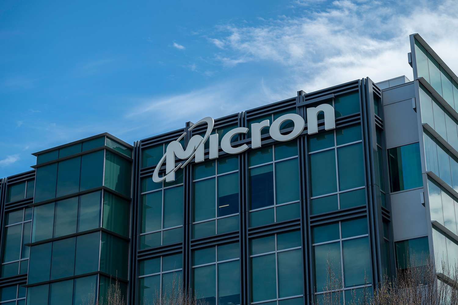 Will Micron Technology (NASDAQ:MU) Regain Momentum and Hit $115?