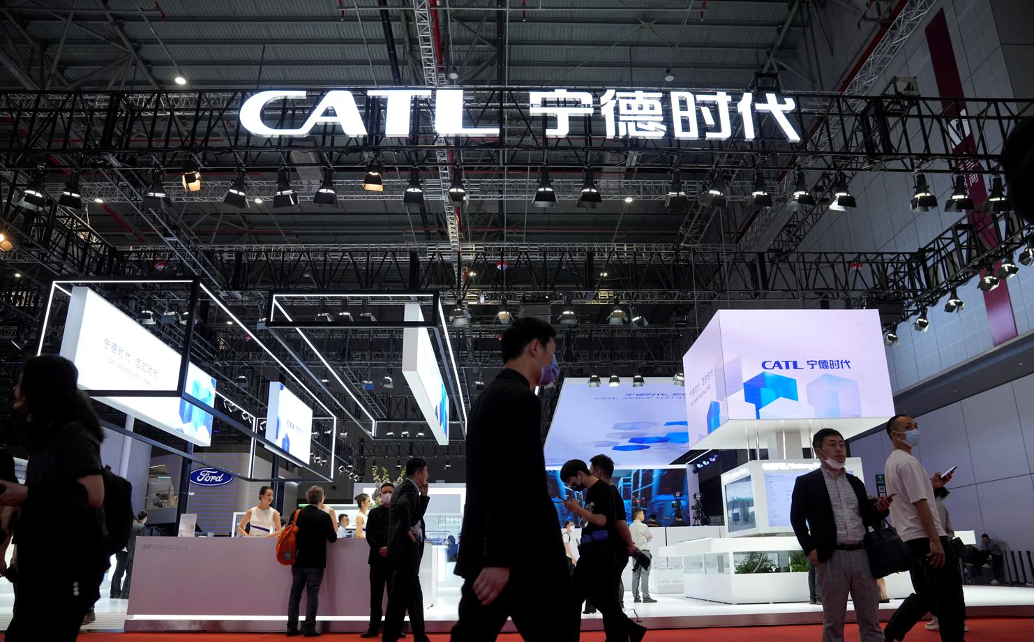 CATL Surpasses Expectations with Impressive Growth, Driven by Rising EV Demand and Declining Raw Material Costs