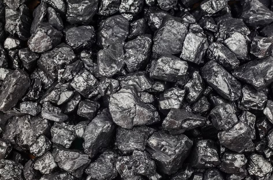 Coal Industry Tackles Challenges: Self-Reliance, Energy Crises, and Production