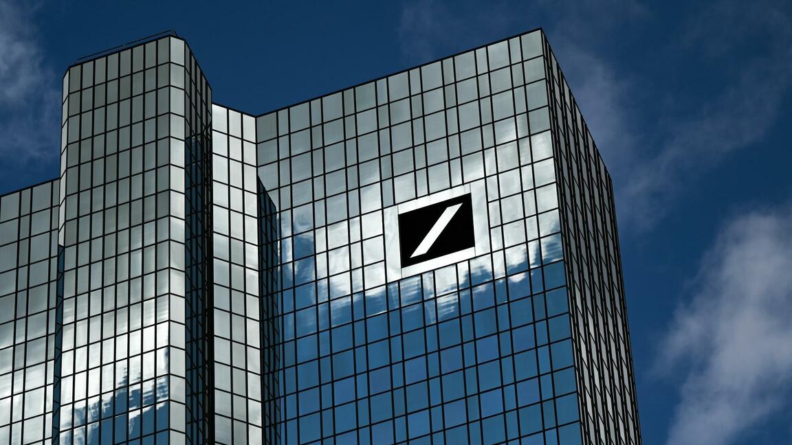 Deutsche Bank Reports Strong Q1 Results Amid Transformation, Cuts 800 Jobs to Boost Efficiency