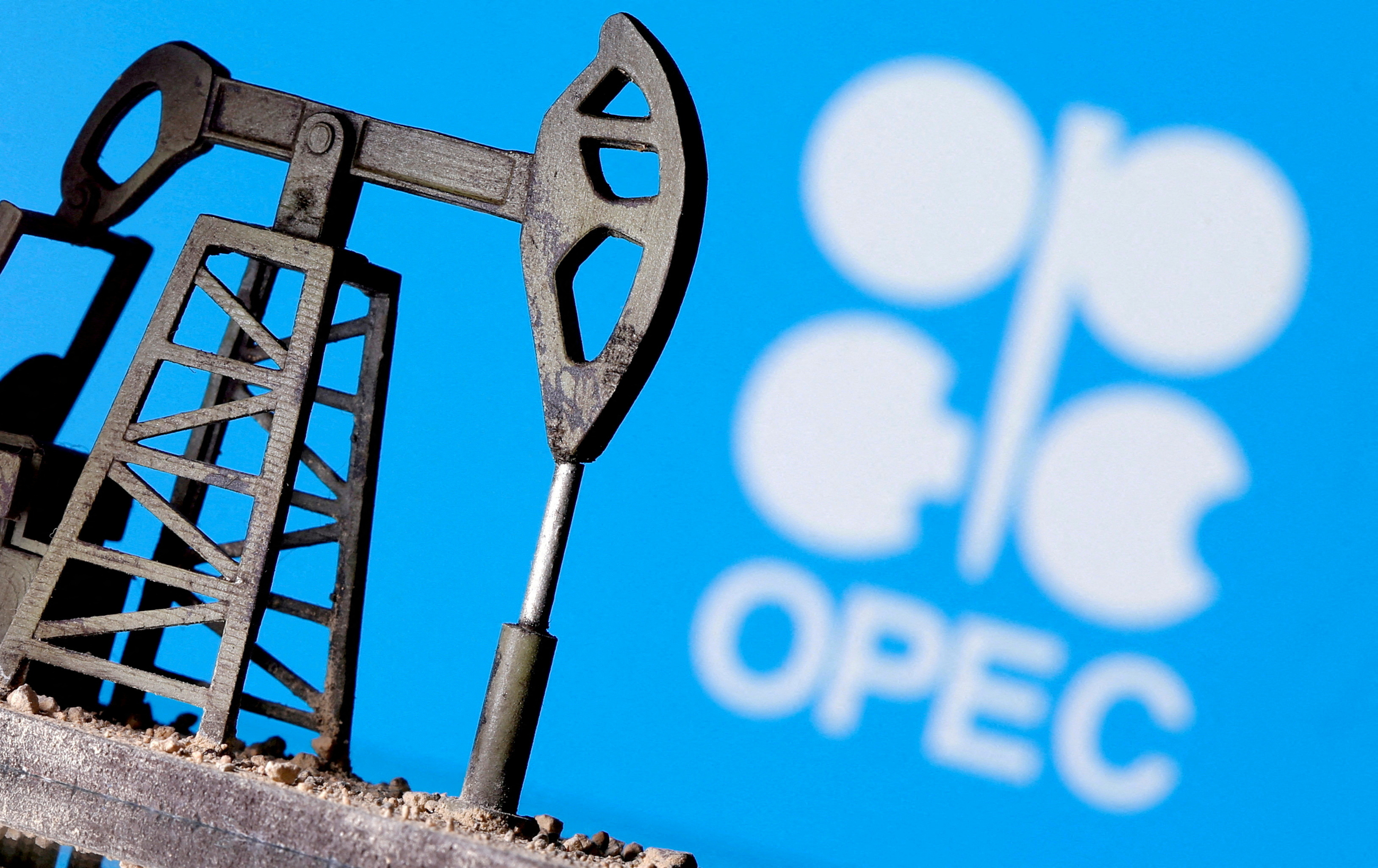 Global Oil Market Amid Debt, OPEC+, and Fed Uncertainties