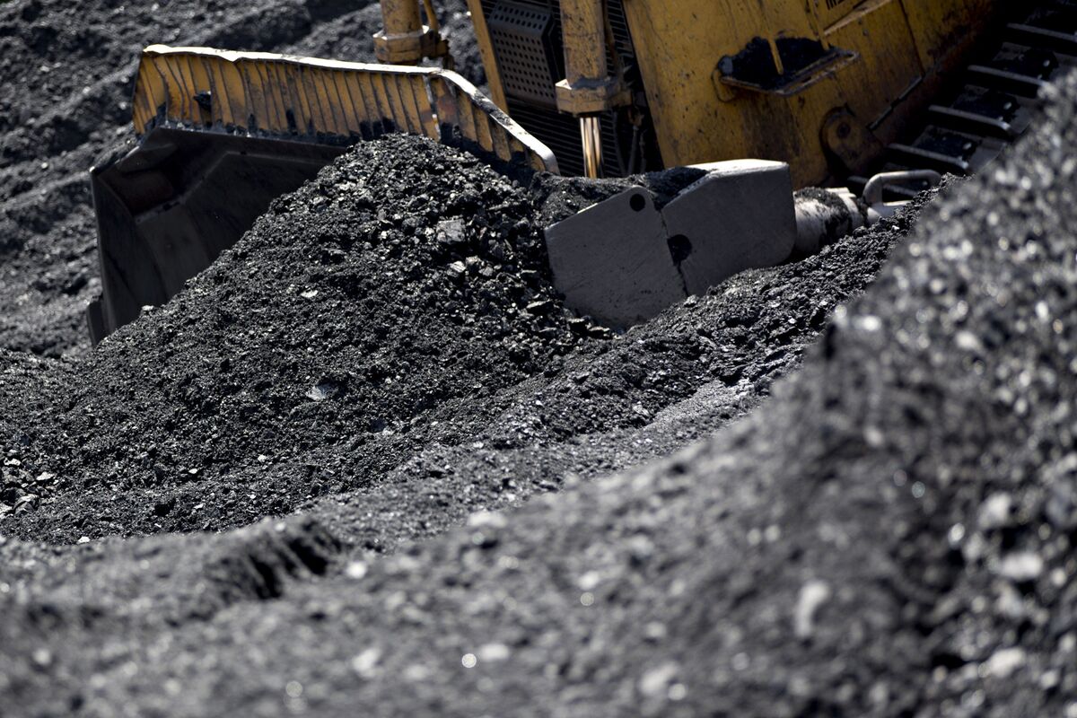 Coal Market Moves : China's Wholesale Coal Livestreams and Berlin's Water Scarcity