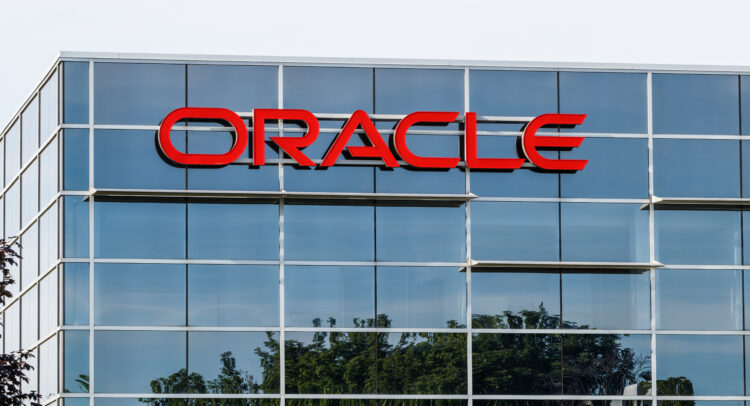 Oracle Corporation NASDAQ:ORCL Innovation and Investment Caution